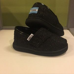 Baby Girl Walker Black Sparkle TOMS